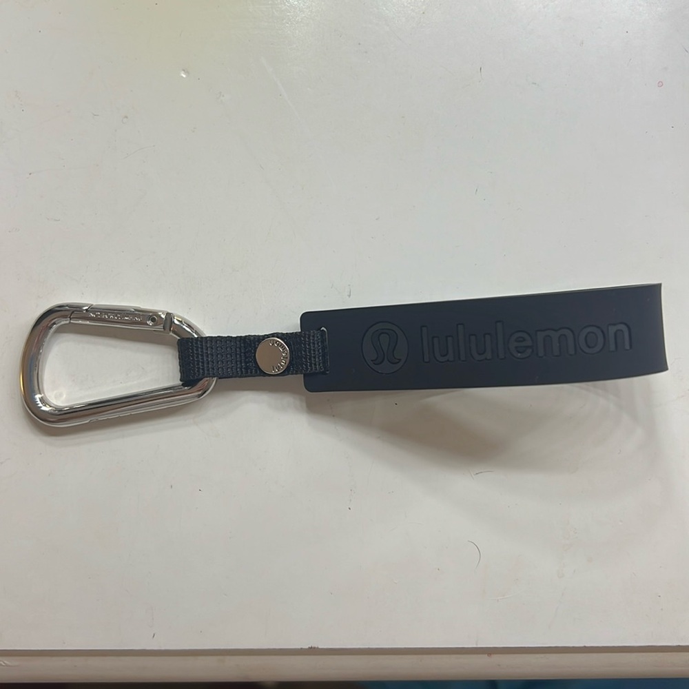 Lululemon silicone keychain